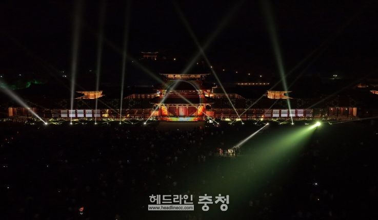 사비궁 미디어아트